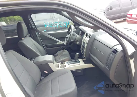 2011 Ford Escape Xlt Automatic from USA, damaged, VIN 1FMCU9DG1BKA63740